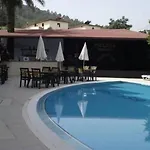 Rich Melissa Resort