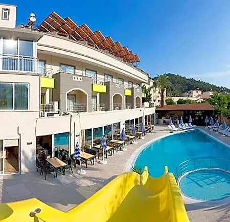 Üdülőközpont Rich Melissa 4*
