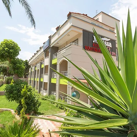 Rich Melissa 4* קמר