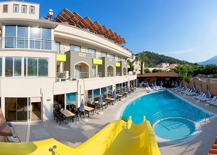 Resort Rich Melissa Kemer